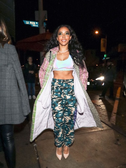Tinashe shares the '90s fashion trends she loves to wear and the latest on her new collaboration wit...